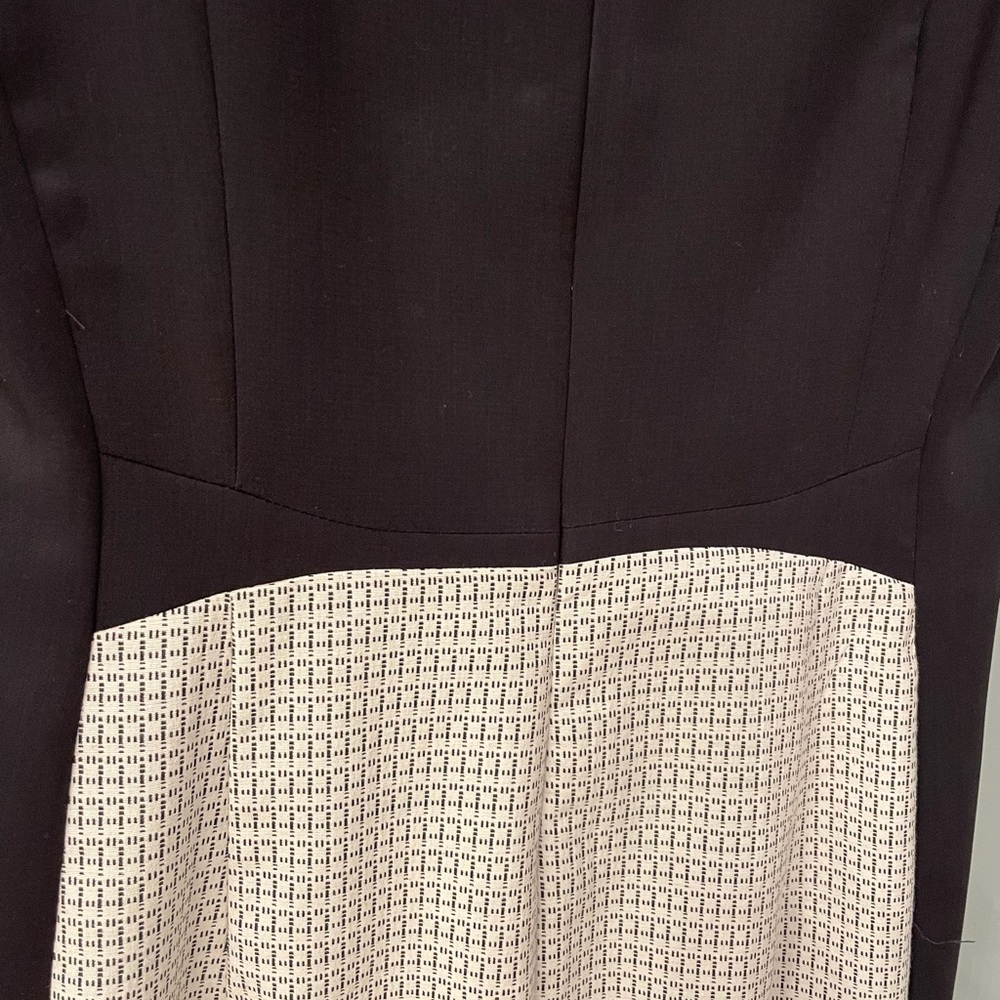 White House Black Market V-Neck Sheath Dress Black and White - Picture 6 of 9